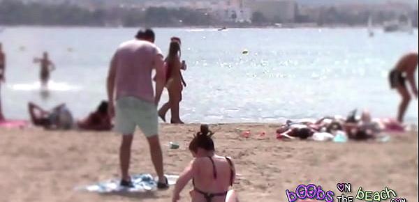  Hey babe let&039;s walk down the beach typsy & topless together